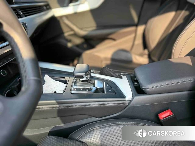 Audi A4L id 4265056 из Китая 10