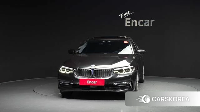 BMW 5 Series (G30) id 4331417 из Кореи 23