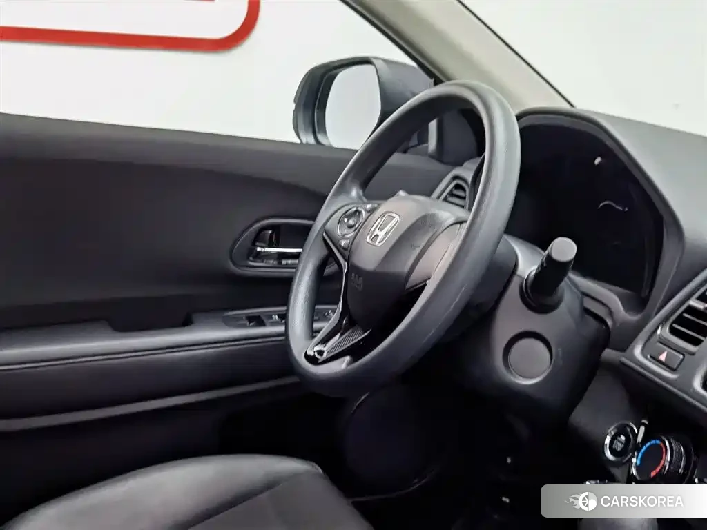 Honda Vezel id 4547302 из Китая 17