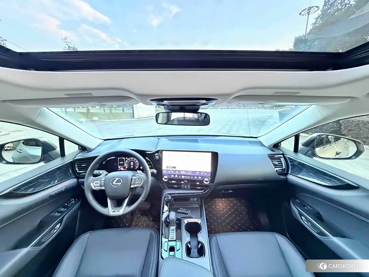 Lexus NX 2025 Champagne/brown из Китая, фото 3