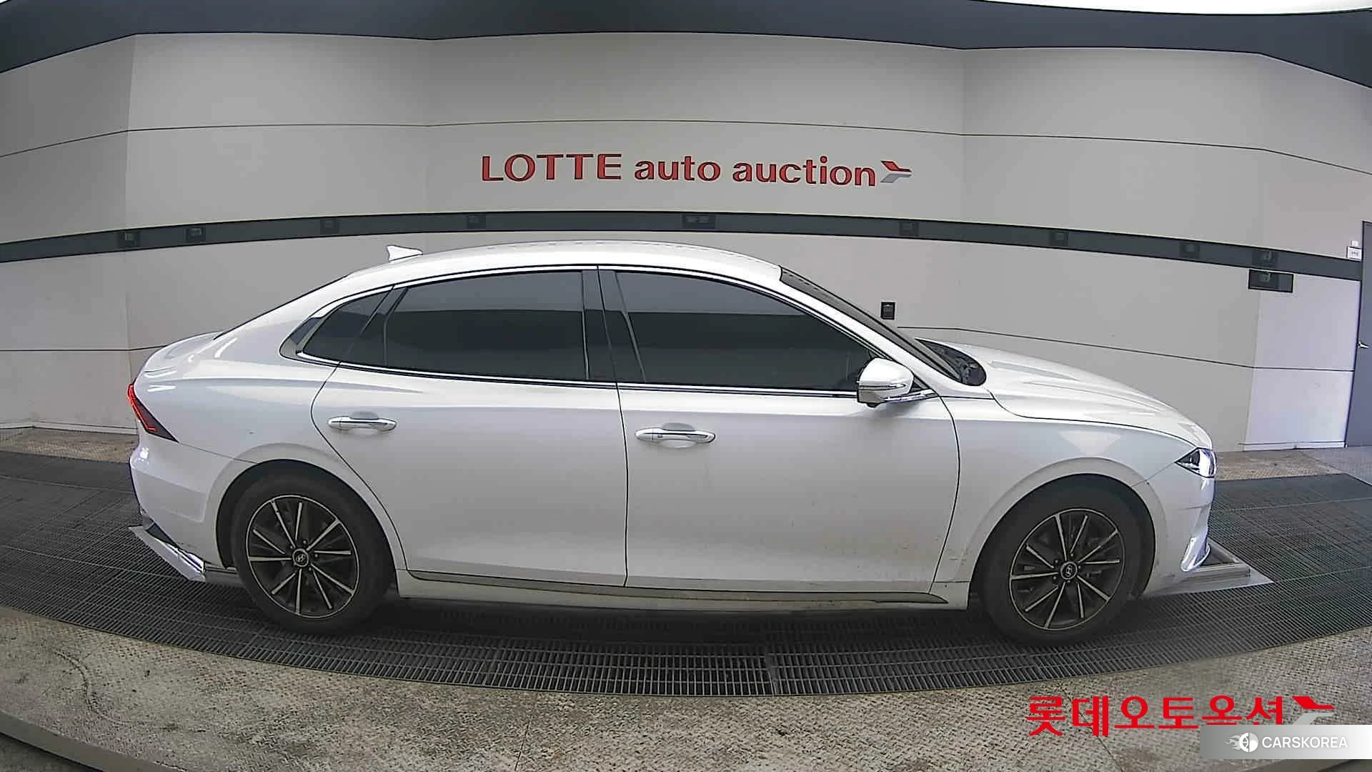 Hyundai Grandeur id 3881986 из Кореи 23