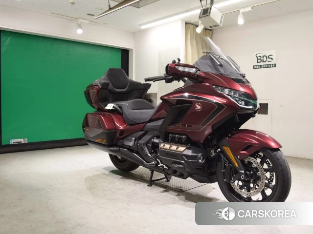 Проданный Honda GL1800 2025 из Японии