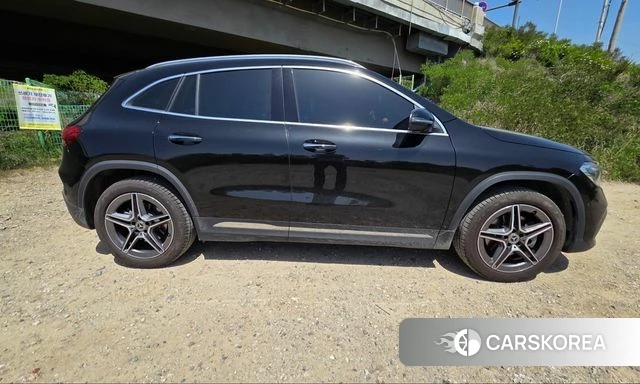 Mercedes-Benz GLA - Class H247 2023 Черный из Кореи, фото 3