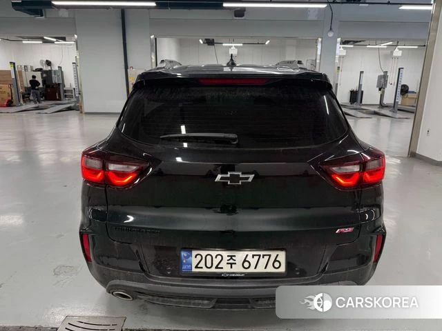 Chevrolet (GM Daewoo) The New Trail Blazer 2024 Черный из Кореи, фото 3