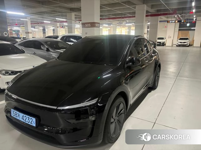 Tesla Model Y 2025 Черный из Кореи, фото 3
