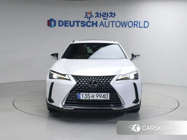 Lexus UX300h id 4533350 из Кореи 8