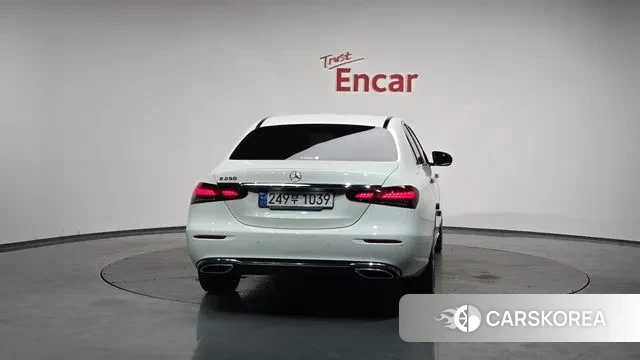 Mercedes-Benz E-Class W213 id 3530284 из Кореи 13