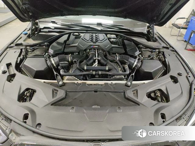 BMW M8 2021 Черный из Китая, фото 6