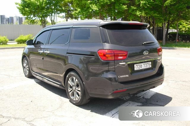 Kia The New Carnival id 4471366 из Кореи 13