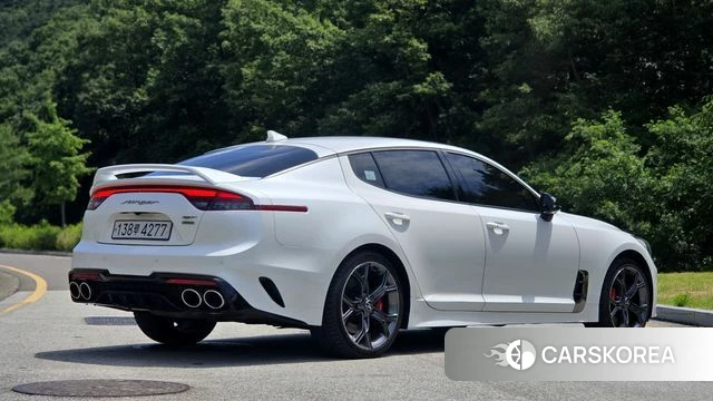 Kia Stinger id 4419779 из Кореи 13
