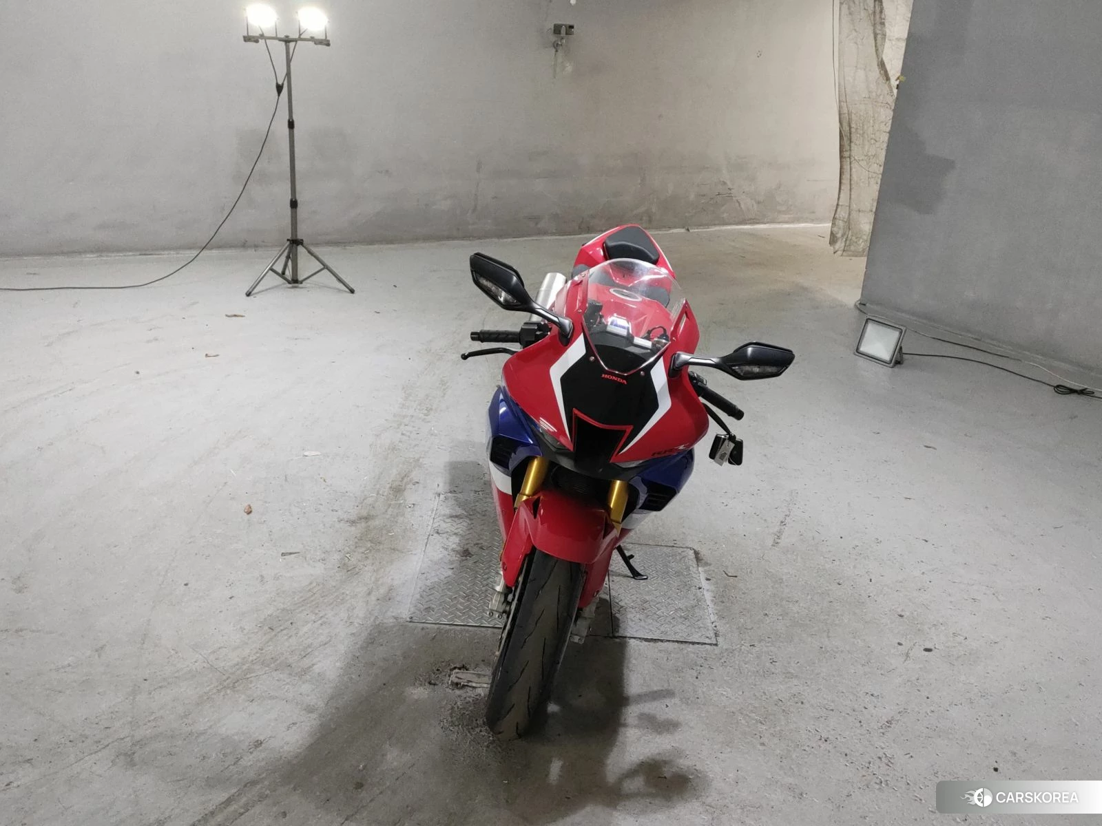 Проданный Honda CBR1000RR-R FIREBLADE SP 2020 из Японии, фото 4