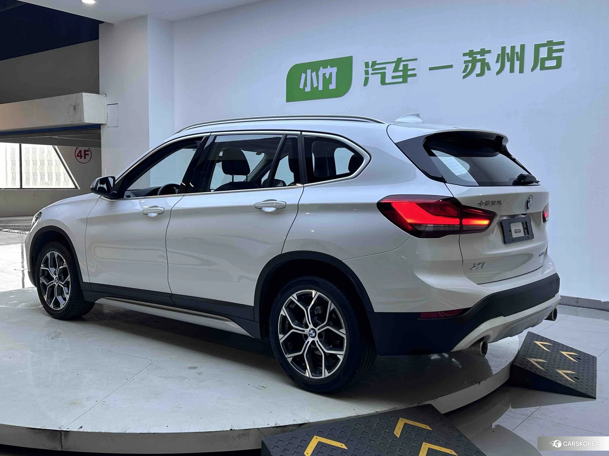 BMW X1 id 4455288 из Китая 14