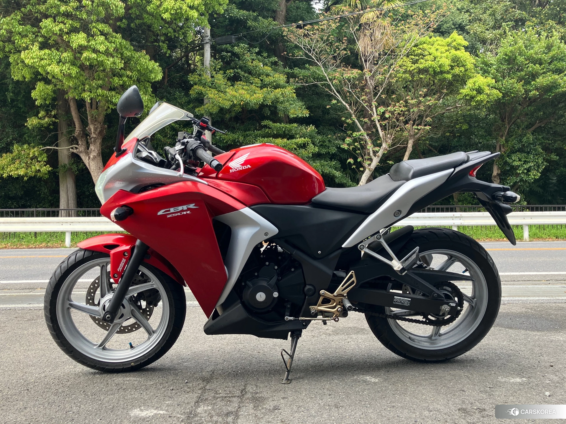 Проданный Honda CBR250R ABS id 4184923 из Японии