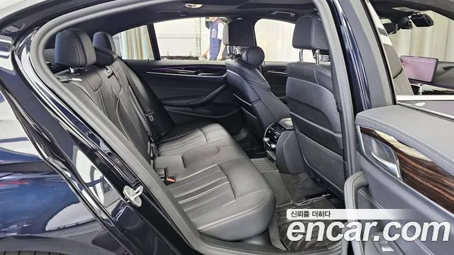 BMW 5 Series (G30) id 2680667 из Кореи 13