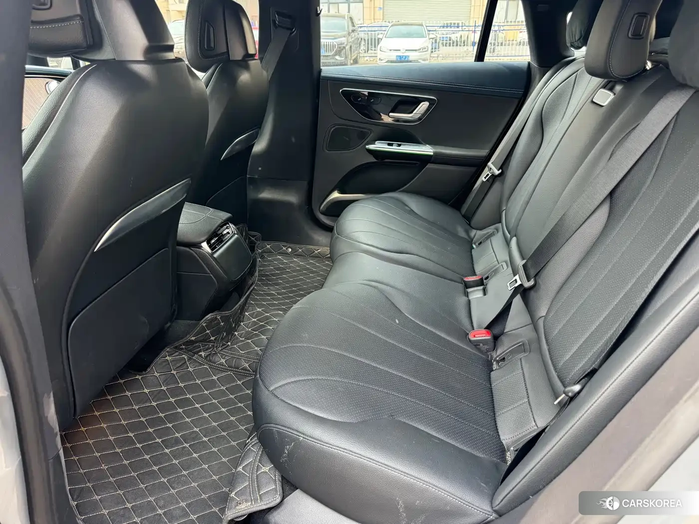Mercedes-Benz EQE 2023 Silver/gray из Китая, фото 4