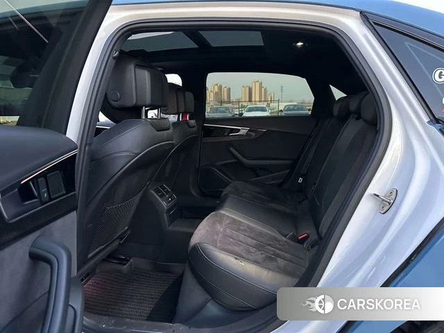 Audi A4L id 4208132 из Китая 12
