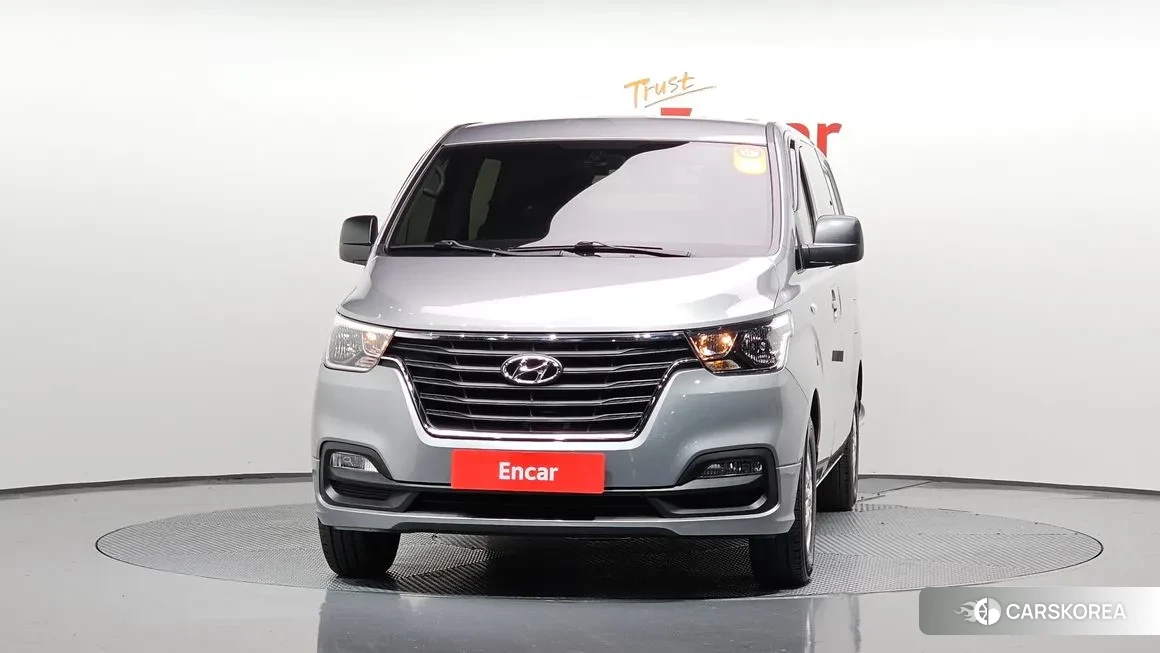 Hyundai The New Grand Starex id 2124715 из Кореи 13