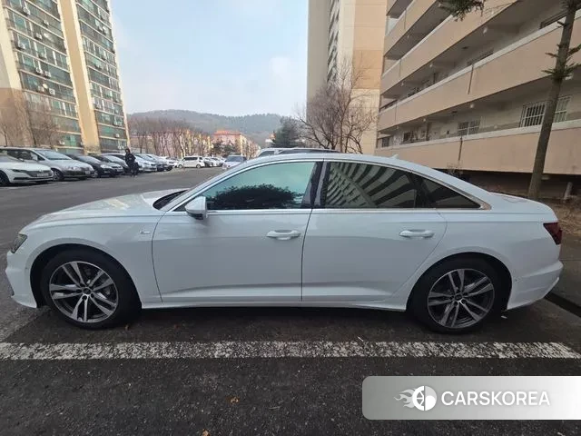 Audi A6 (C8) id 3680536 из Кореи 12