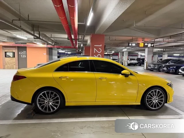 Mercedes-Benz CLA-Class C118 2023 Желтый из Кореи, фото 3