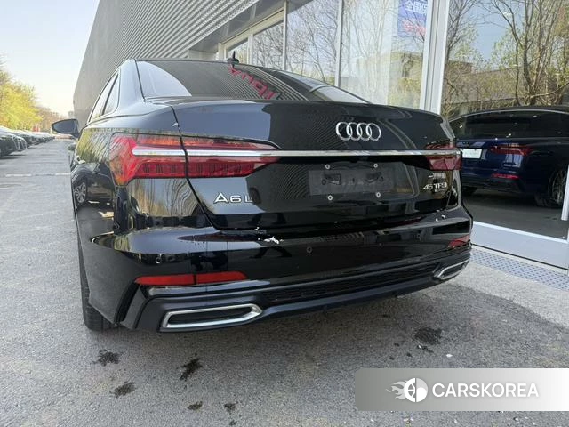 Audi A6L 2021 Черный из Китая, фото 3