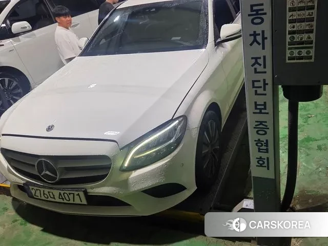 Mercedes-Benz C-Class W205 2019 Белый из Кореи, фото 3