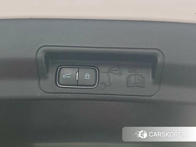 Ford Explorer id 4368367 из Китая 18