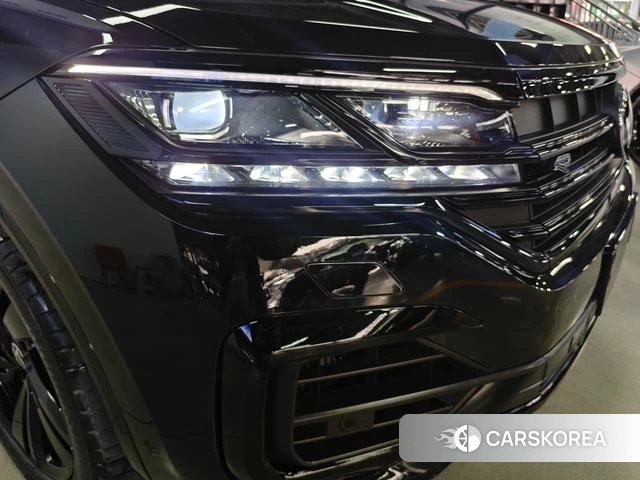 Volkswagen Touareg id 4274066 из Китая 9