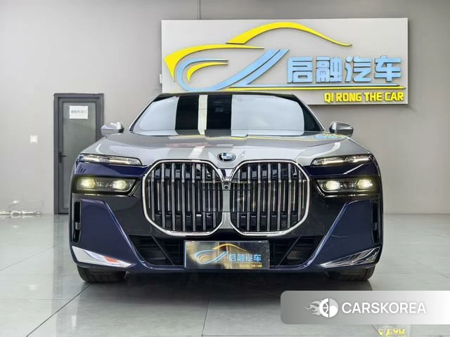 BMW 7 series 2023 Синий из Китая, фото 5