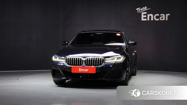 BMW 5 Series (G30) id 3467949 из Кореи 13