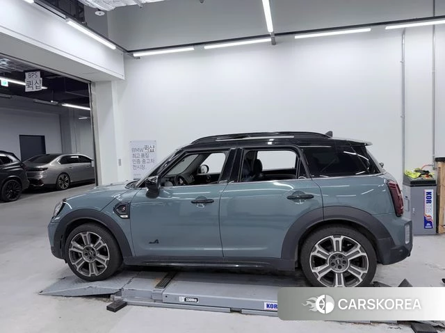 Mini Cooper S Countryman 2022 Темно-зеленый из Кореи, фото 3
