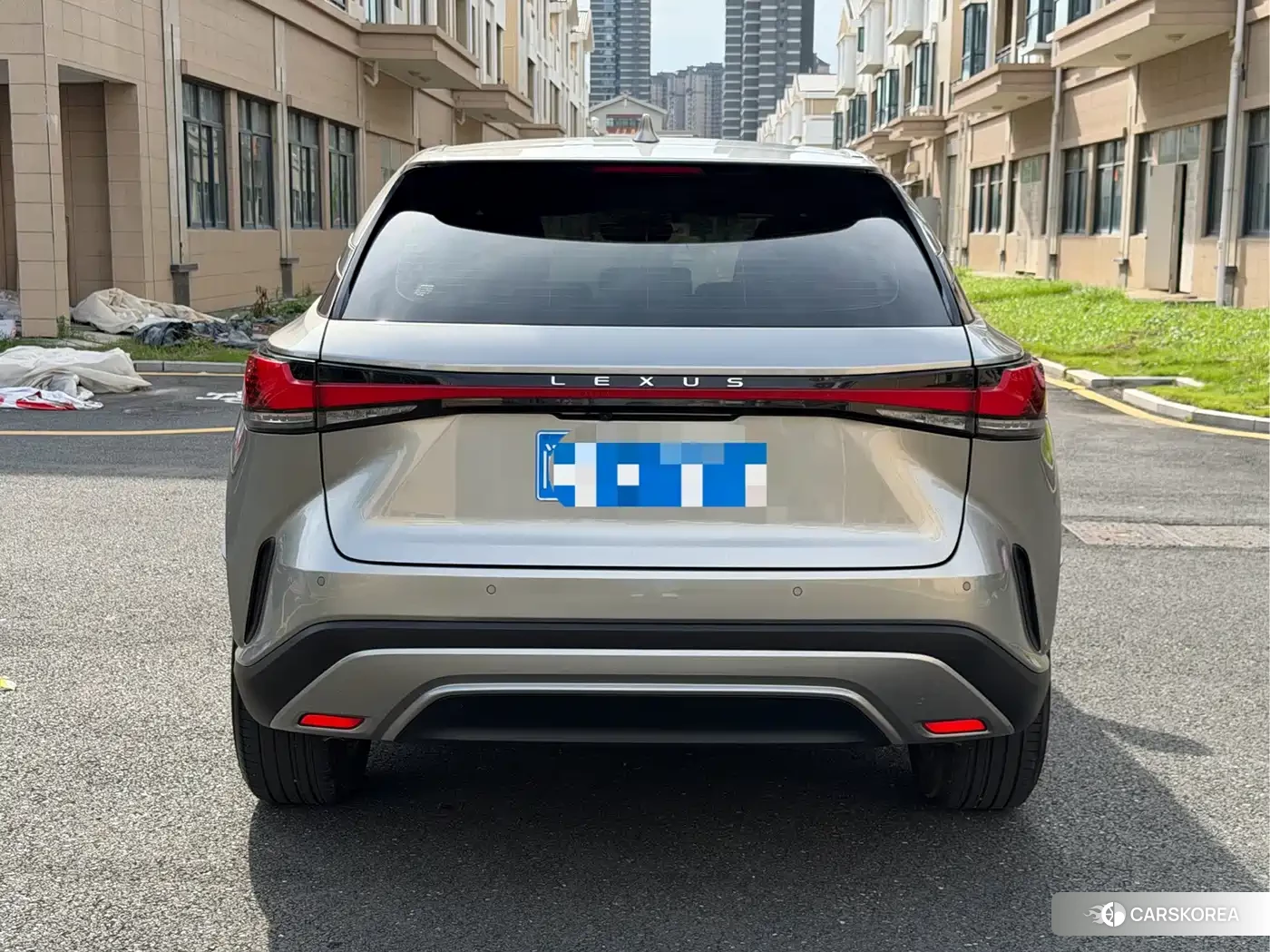 Lexus RX 2025 Silver/gray из Китая, фото 3