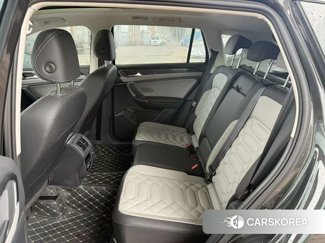 Volkswagen Tanyue 2023 Белый из Китая, фото 3