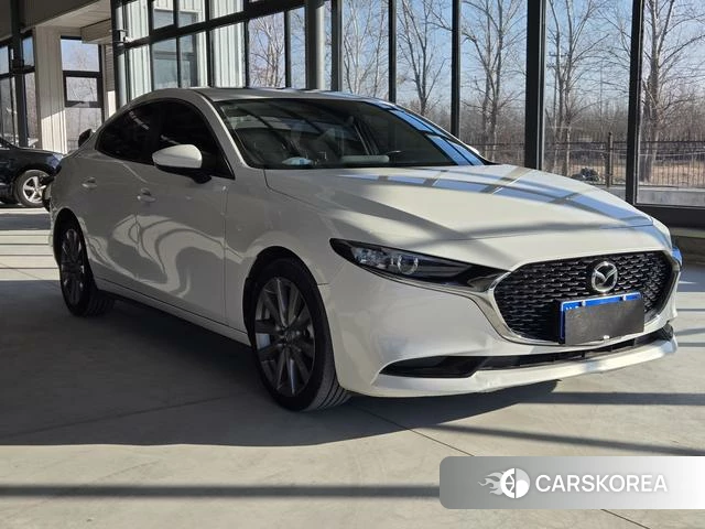 Mazda 3 Angkesaila 2022 Белый из Китая, фото 3