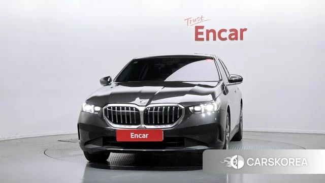 BMW 5 Series (G60) id 4360233 из Кореи 23