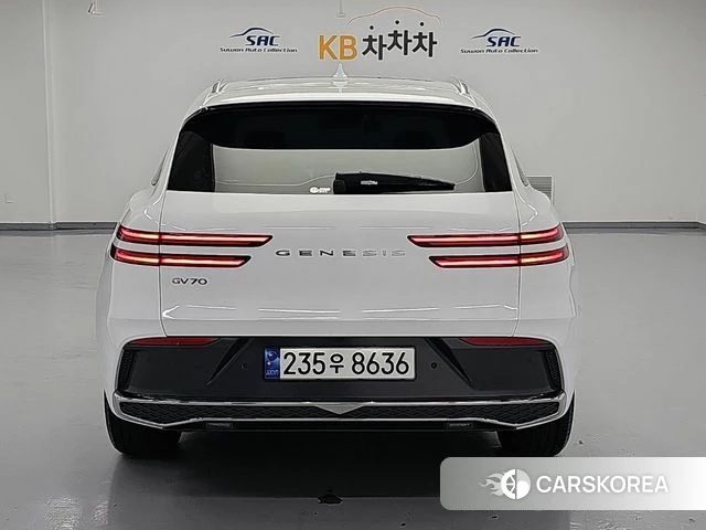 Genesis GV70 2025 Белый из Кореи, фото 3