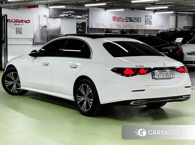Mercedes-Benz E-Class W214 id 3517681 из Кореи 13