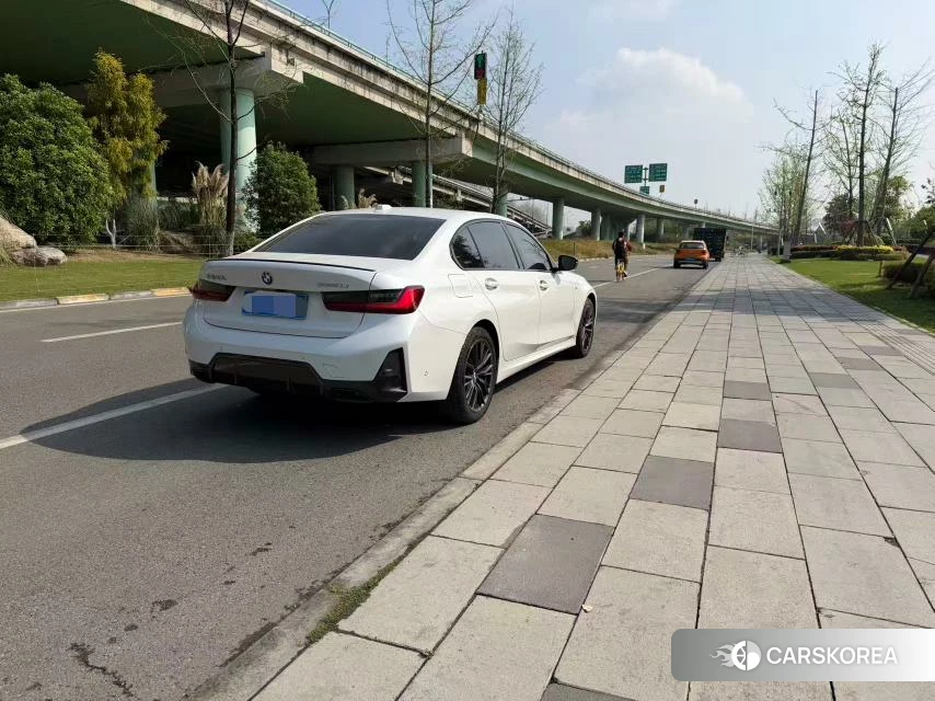 BMW 3 series 2022 Белый из Китая, фото 3