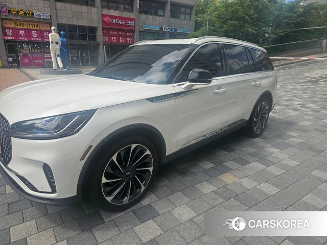 Lincoln Aviator 2nd generation 2025 Белый из Кореи, фото 4