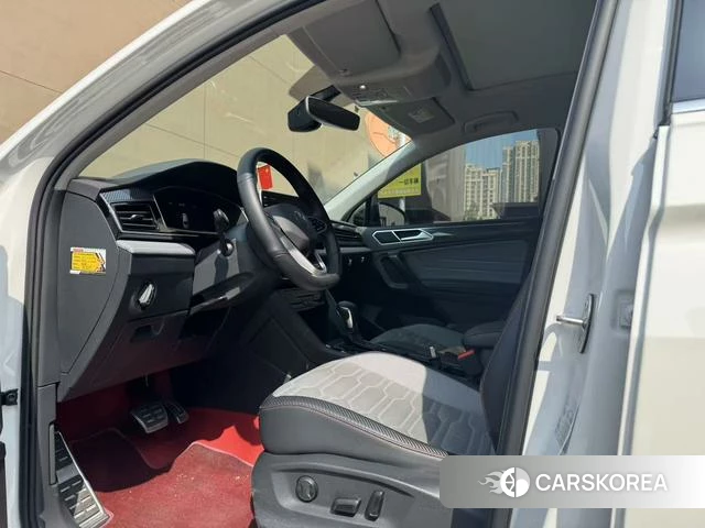 Volkswagen Tiguan X 2023 Белый из Китая, фото 3