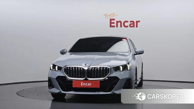BMW 5 Series (G60) id 4456180 из Кореи 23