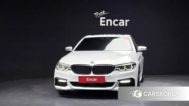 BMW 5 Series (G30) id 3455167 из Кореи 13