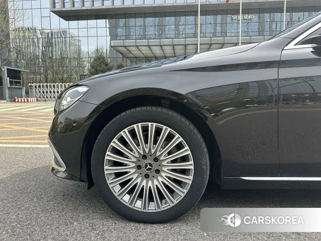 Mercedes-Benz E-class id 4257077 из Китая 14