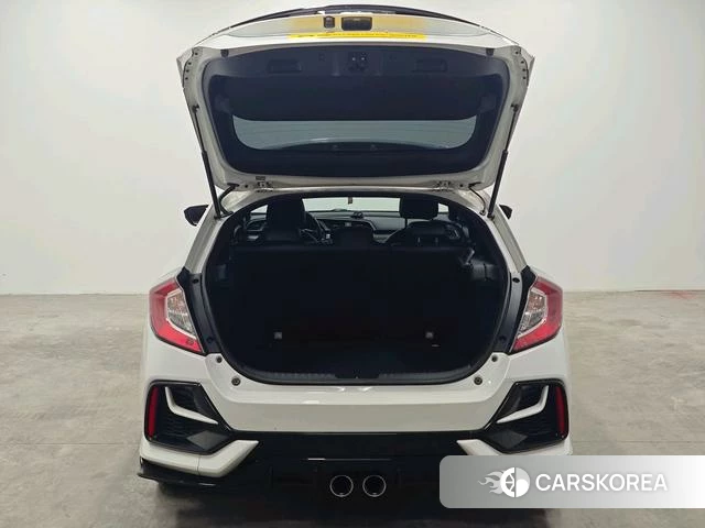 Honda Civic id 4254720 из Китая 13