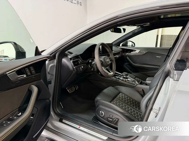 Audi RS 5 id 4235968 из Китая 8