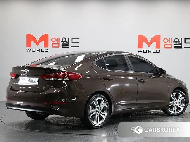 Hyundai Avante AD id 3313639 из Кореи 13