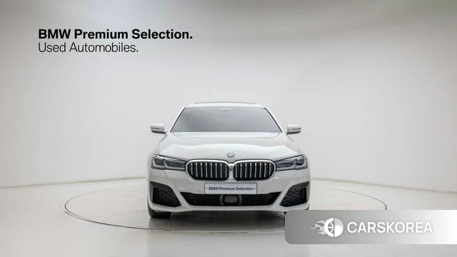 BMW 5 Series (G30) id 4540655 из Кореи 13