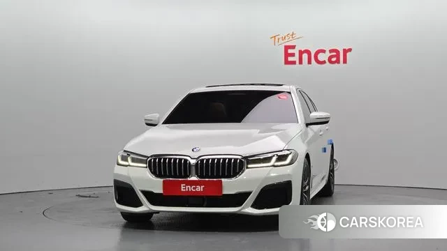 BMW 5 Series (G30) id 2894996 из Кореи 13