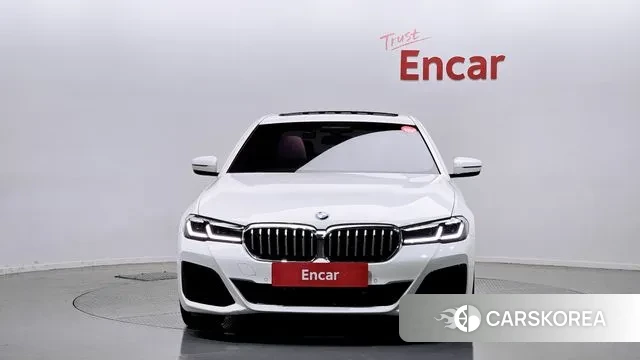 BMW 5 Series (G30) id 2974901 из Кореи 13