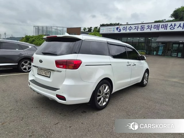 Kia The New Carnival id 4557605 из Кореи 13