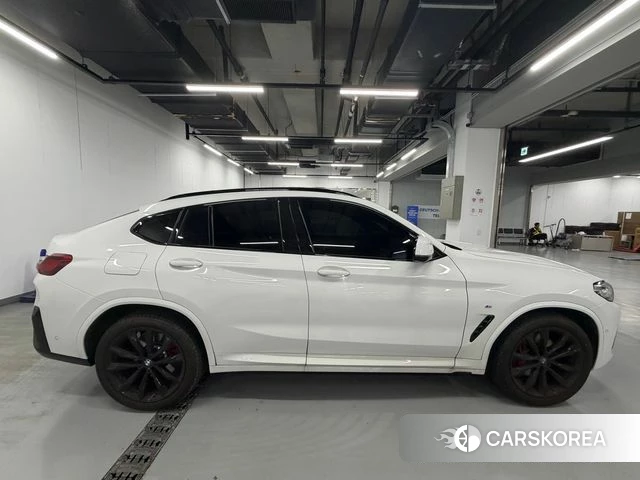 BMW X4 (G02) 2025 Белый из Кореи, фото 3